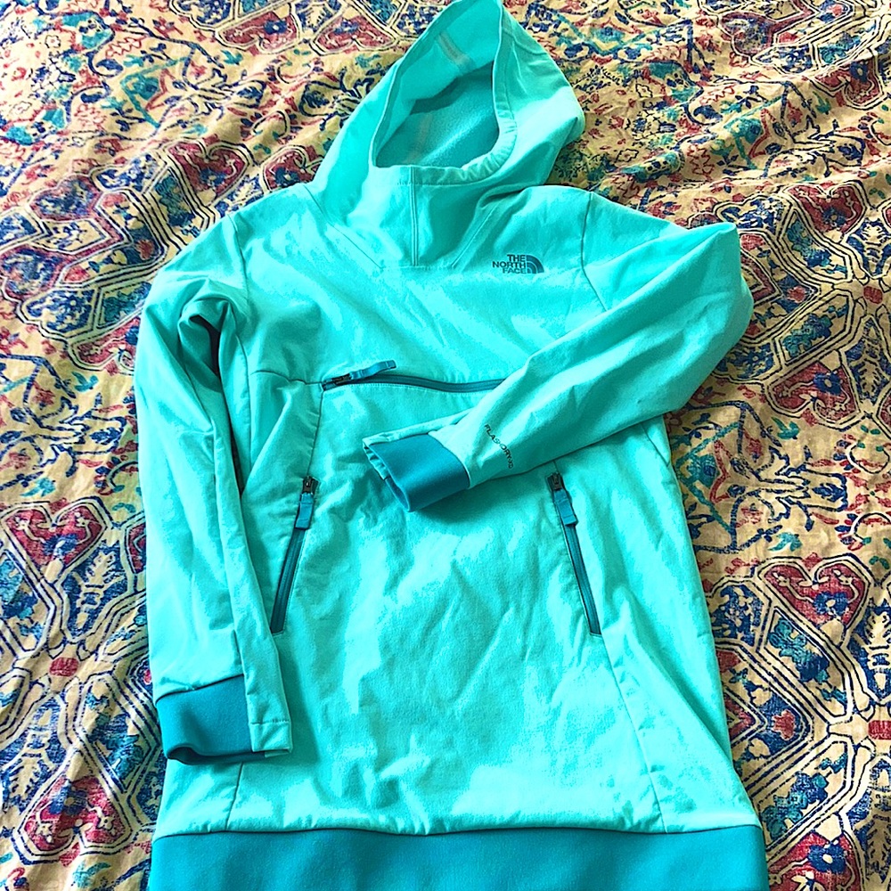 The North Face FLASHDRY-XD Like New pull over waterproof fleece lined
